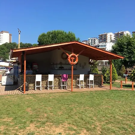 Parla Beach Club Otel Bed and breakfast Akçakoca